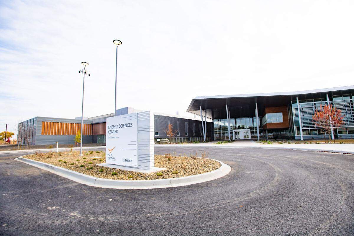 The new center in Richland is the largest investment in PNNL in over a decade, said Roger Snyder, the site manager for the DOE Pacific Northwest Site Office.