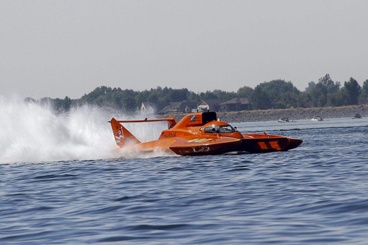 Scenes from the 2018 HAPO Columbia Cup & Over the River Air Show Day 2.