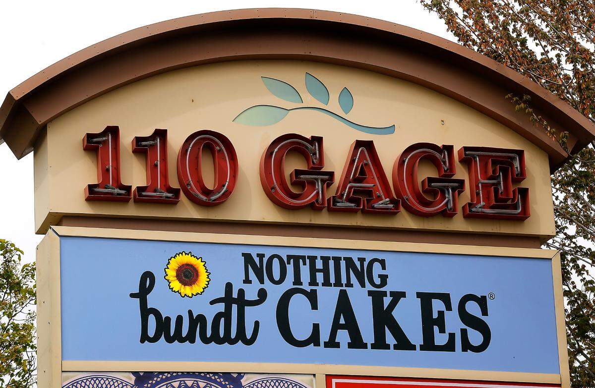 A business sign at 110 Gage Boulevard in Richland advertises for a new Nothing Bundt Cakes location in the former Mezzo Thai restaurant site.
