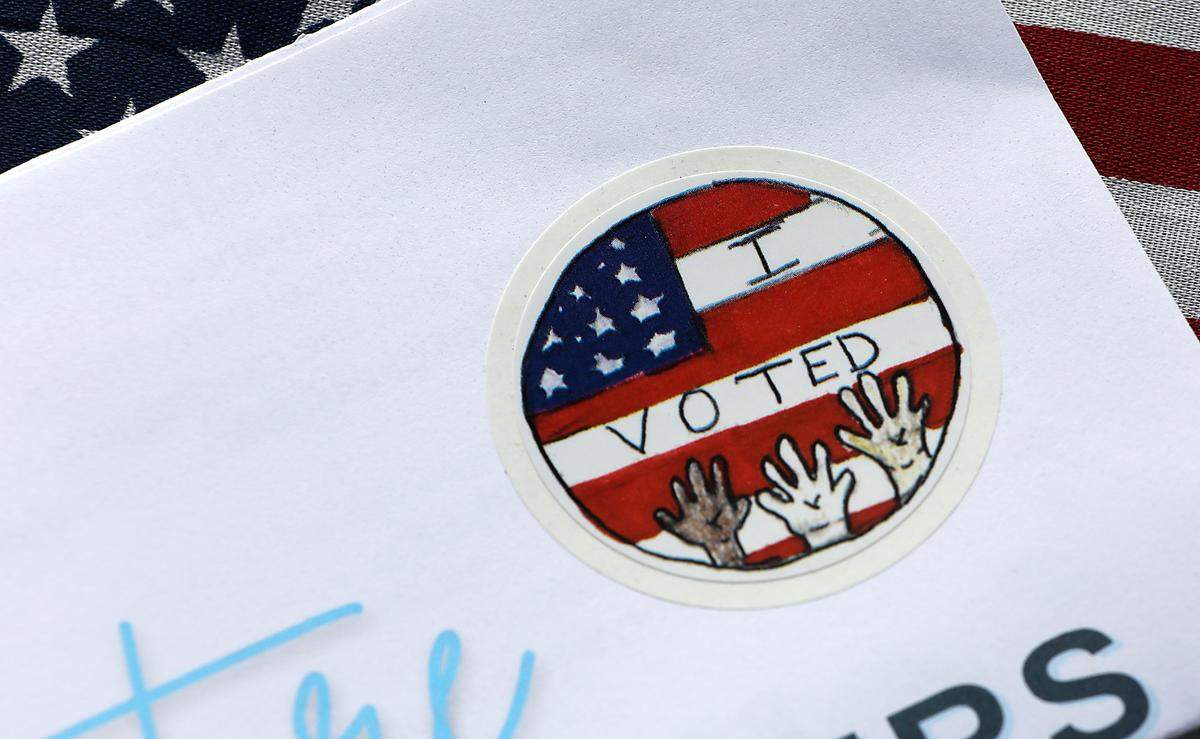 I voted sticker included in the 2024 Benton County mail-in ballot.