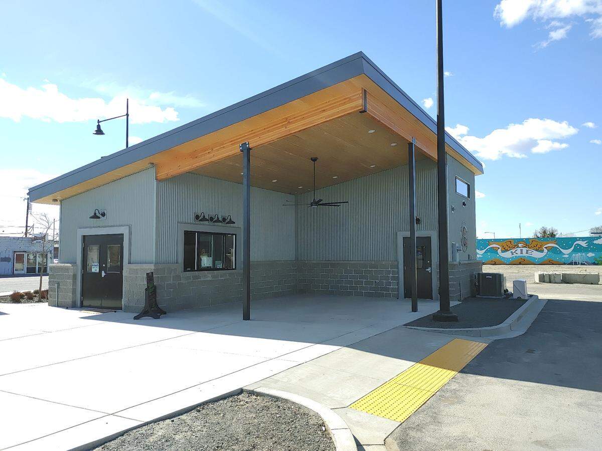 Swampy’s BBQ has opened in its new brick-and-mortar home, 215 E. Columbia Drive, in the Port of Kennewick’s Columbia Gardens.