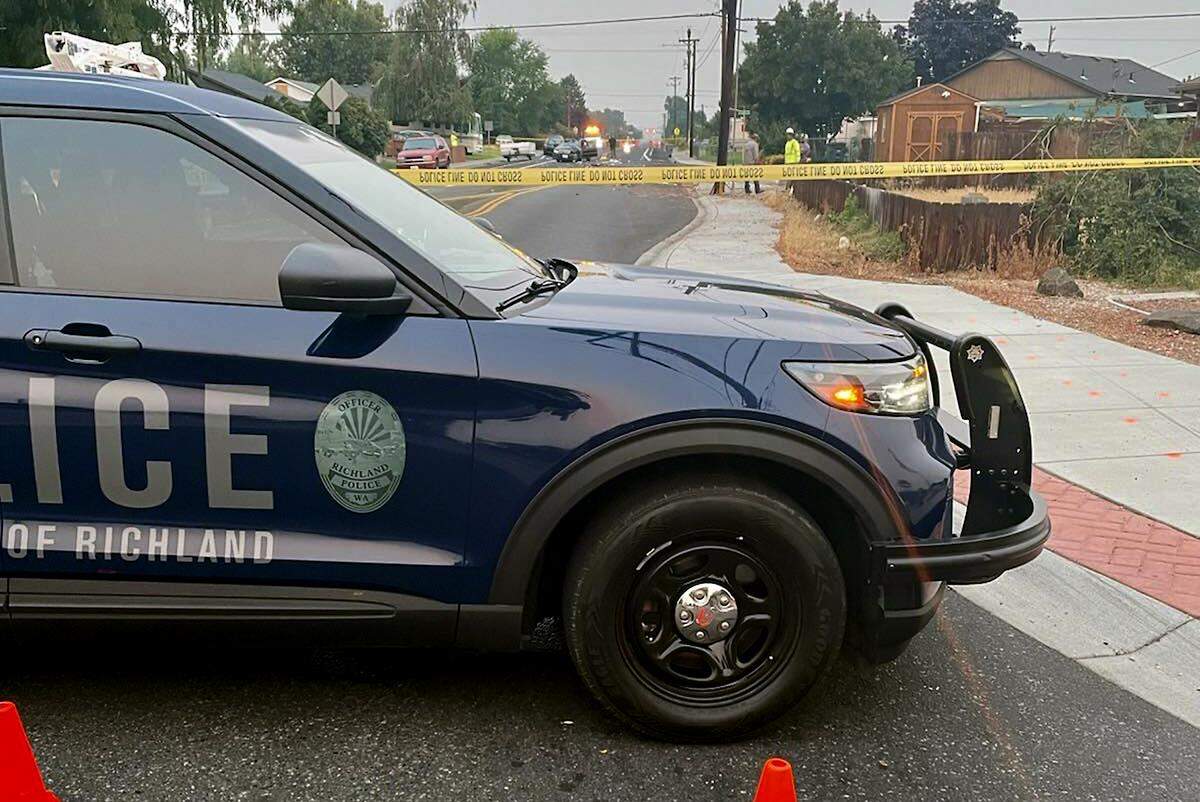 Richland patrol officers were dispatched early Friday morning to the 1500 block of Van Giesen for what was initially reported as a vehicle versus pedestrian injury accident. 