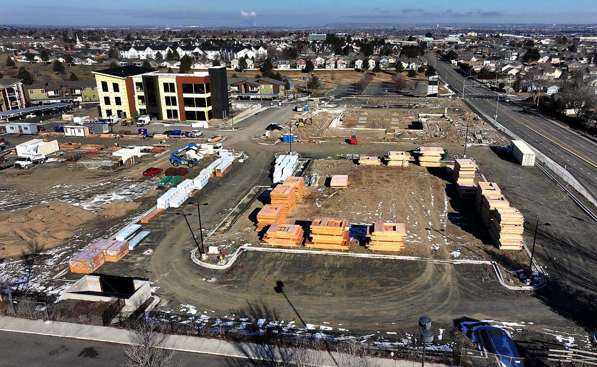 TMG Northwest is initiating the newest phase of its Hansen Park apartment campus near Columbia Center Boulevard and West 10th Avenue. The newest building is valued at nearly $24 million and will consist of a five-story building — a parking garage topped by four floors containing a mix of 132 studio, one and two-bedroom apartments., organized around a central courtyard.