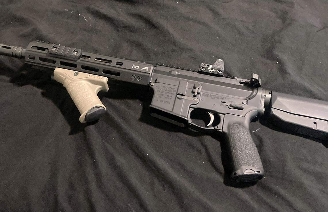 Raymond Smith allegedly stolen this rifle from a security officer’s apartment in the same Richland neighborhood.