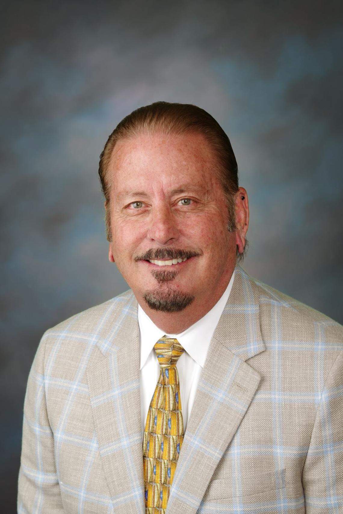 West Richland Mayor Fred Brink