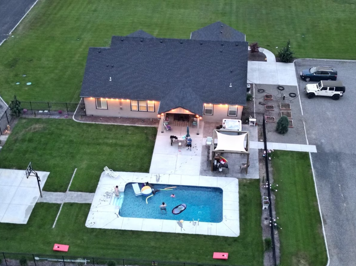 Listing photo for the Coleman’s Corner Vrbo rental.