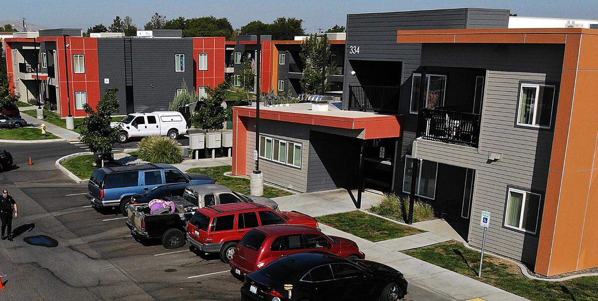 Kennewick police investigate a hit-and-run domestic violence incident in the parking lot of a Kennewick apartment complex on North Union Street.