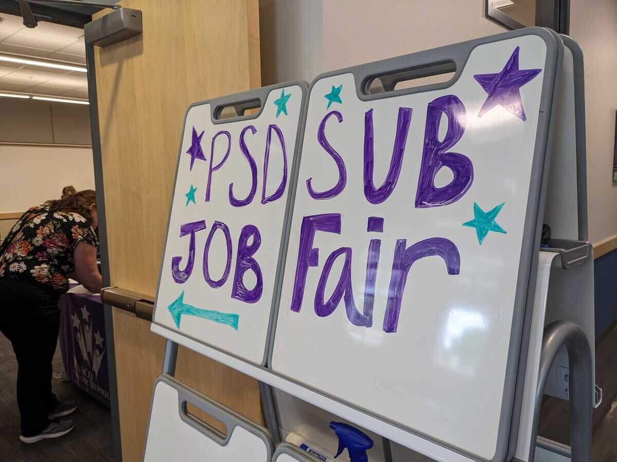 Pasco School District staff hosted a substitute teacher job fair on Monday to get applicants hired in anticipation of the 2024-25 school year.&nbsp;Attendees had the opportunity to expedite the application process, submit their fingerprints for a background check and participate in on-the-spot job interviews.&nbsp;