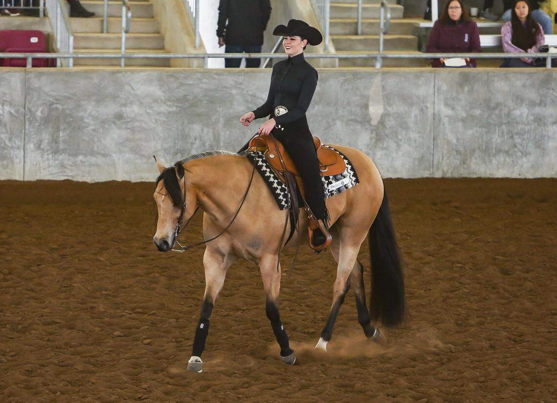 Davidson at a meet on her favorite horse Bailey.