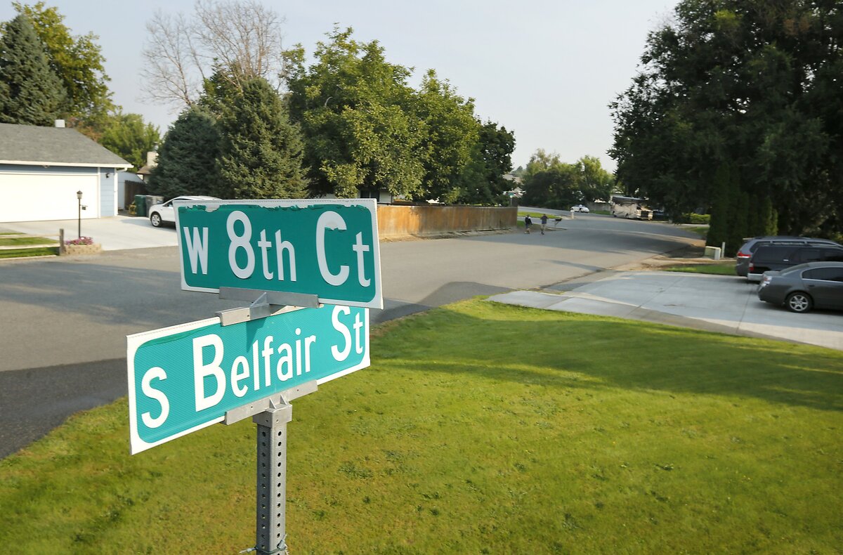 Kennewick police search for clues to the driver who apparently critically injured a 17-year-old boy in this west Kennewick neighborhood. Watch a video at: tricityherald.com/video