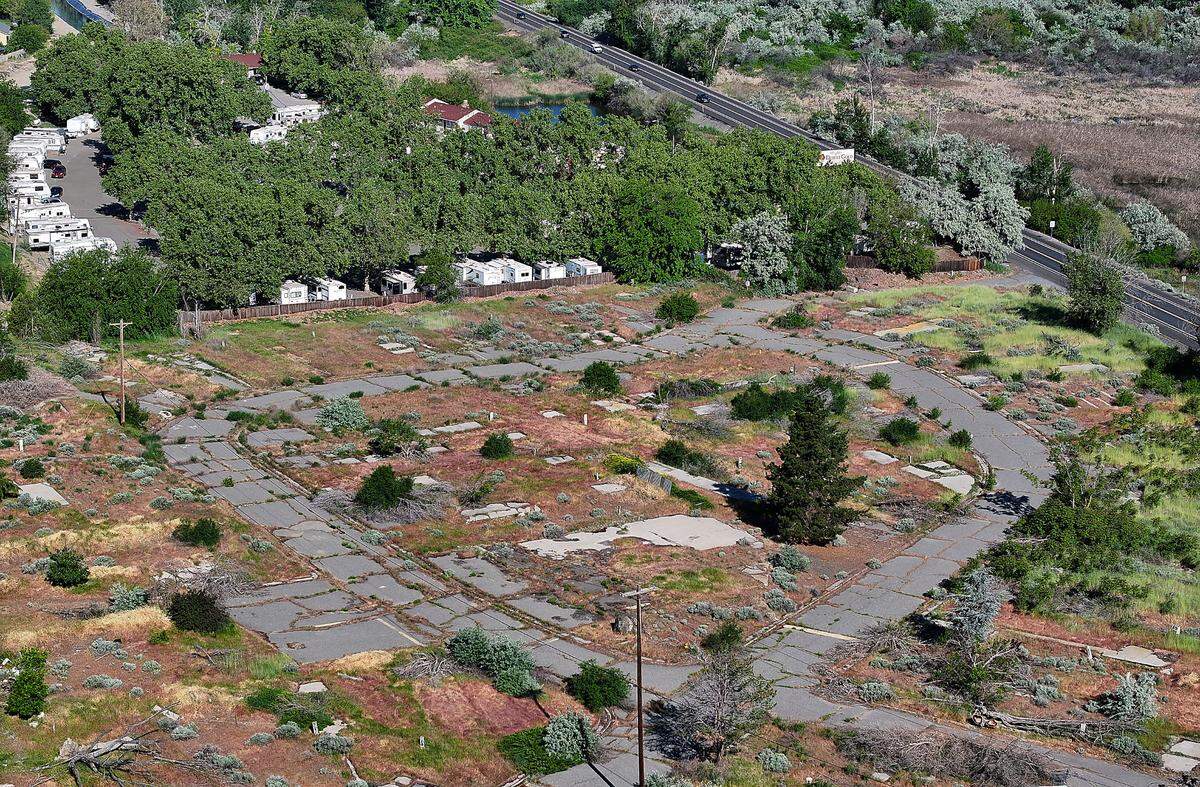 The permitting process for a new apartment complex called The Bob is underway for the property at 703 Columbia Park Trail in Richland near the Steptoe roundabout.
