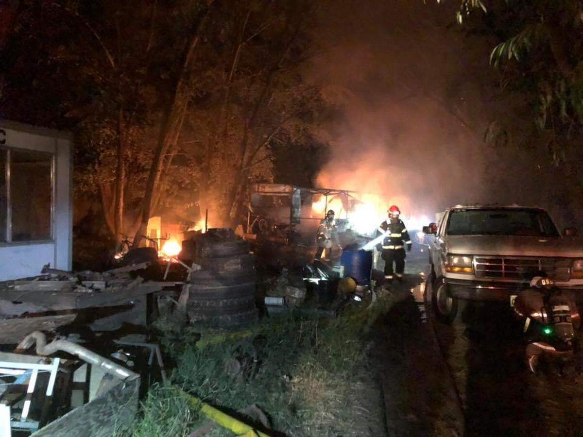 A motorhome fire Sunday night on Yew Street in Finley was contained before it spread to nearby vehicles.