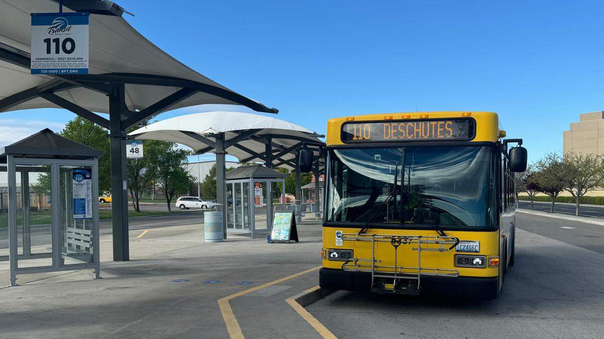 A Ben Franklin Transit bus between boardings.