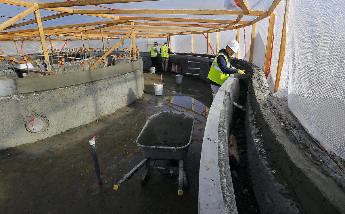 Construction crews work on the lazy river section of the $41 million Pasco Aquatic Center off Road 108 in west Pasco. 