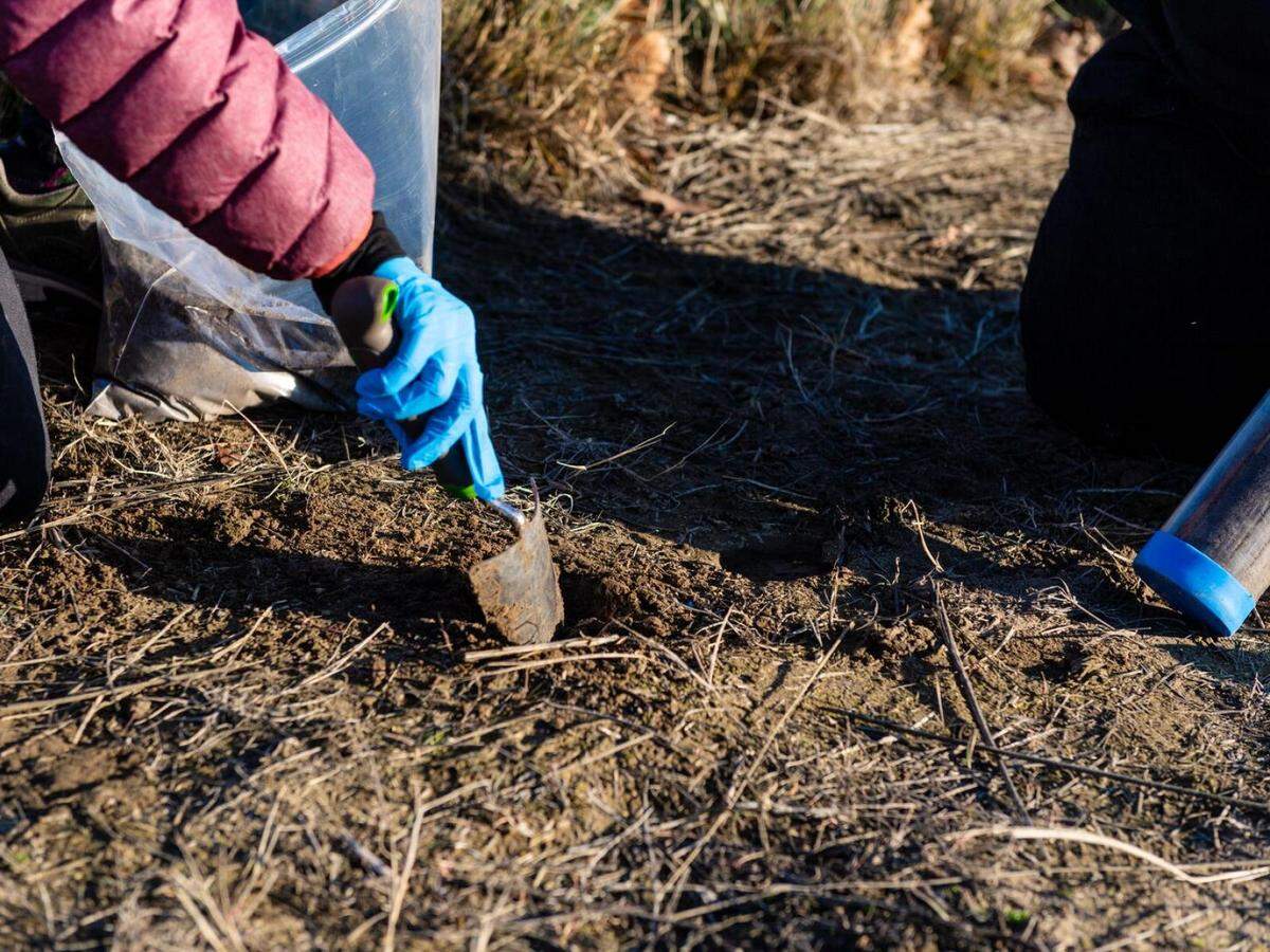 Soil — along with eight specific bacteria it contains — was collected from Prosser, Wash., sent to the International Space Center as part of NASA’s SpaceX CRS-25 resupply mission and will return in early 2023 for analysis at PNNL.