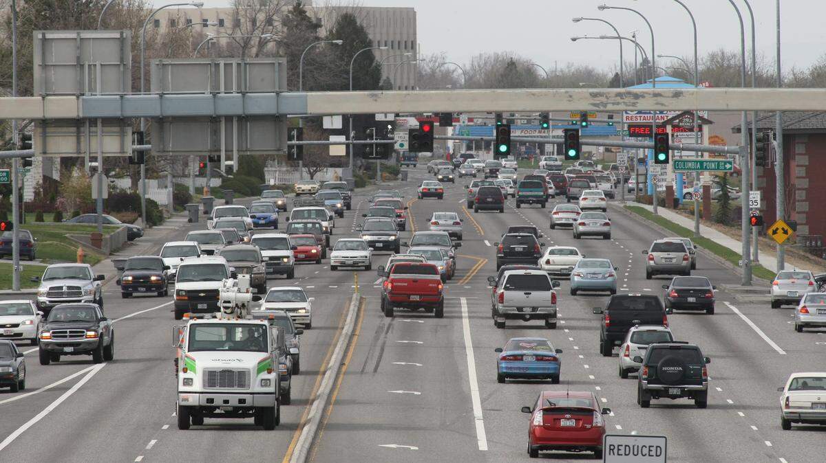A survey crew working along George Washington recently sparked concern from homeowners that widening the region’s busiest intersection would eat into their front yards.