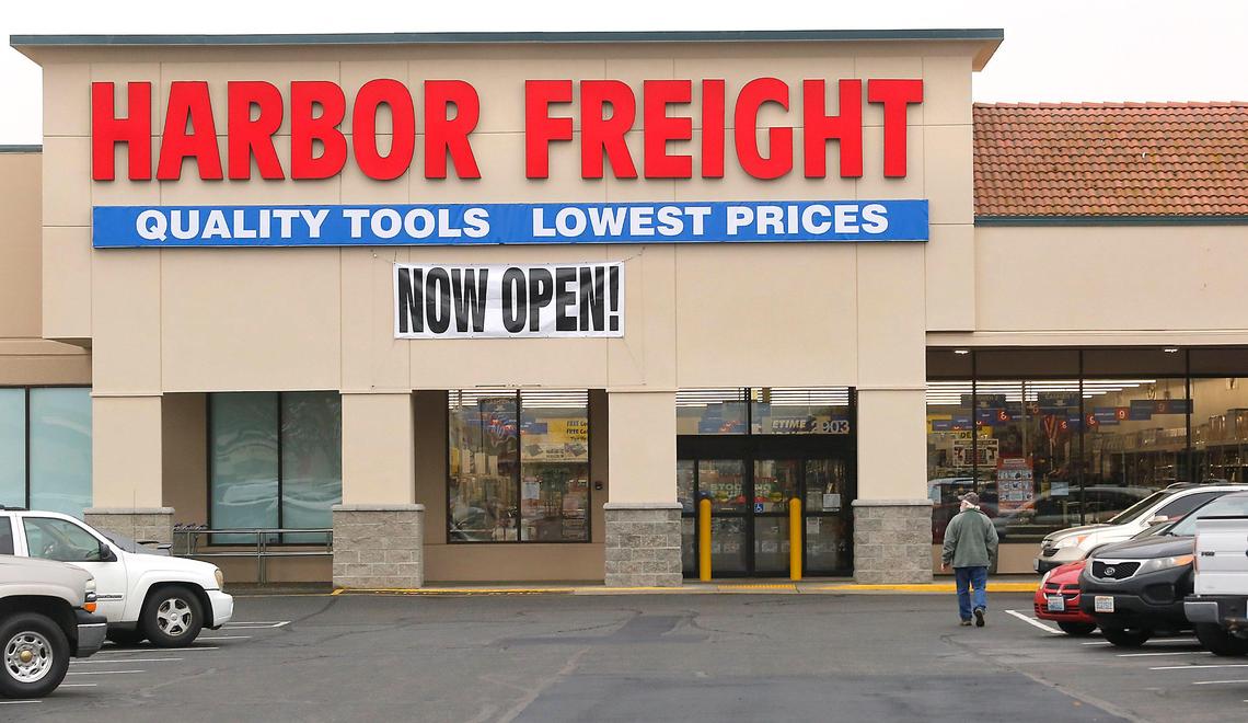 Harbor Freight Tools recently opened a new 15,000-square-foot store at 2903 W. Kennewick Ave. in Kennewick. The company’s 25th store in the state of Washington will hold a grand opening celebration on Dec. 14.