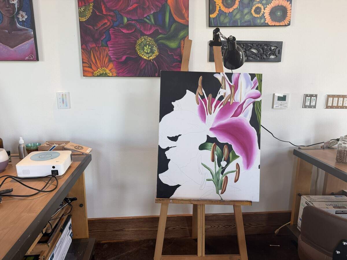 When teaching classes, Dayton sees the space as an art school, teaching attendees the skills they want to learn.