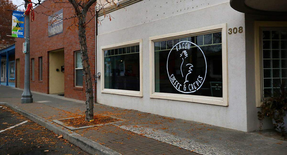 Kagen Coffee & Crepes recently opened their second Tri-Cities location at 308 W. Kennewick Ave. on the Parkade in downtown Kennewick. 