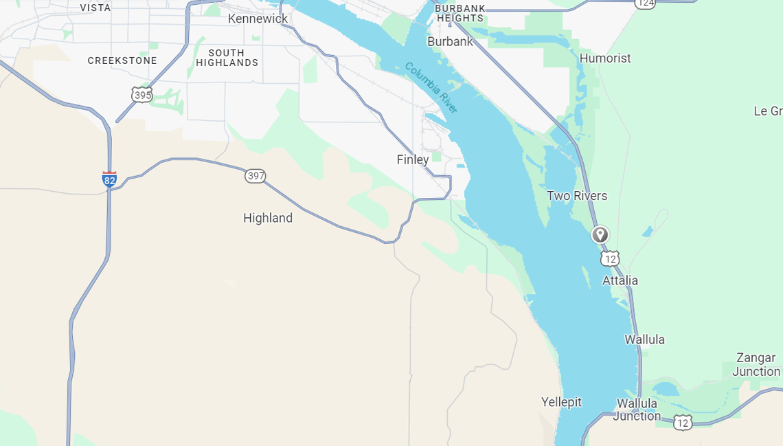 A wrong way crash seven miles from Pasco left a Pasco man dead Saturday morning.