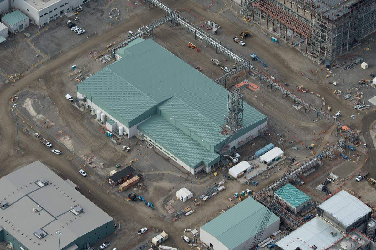 Construction is finished for the Analytical Laboratory at Hanford’s Waste Treatment and Immobilization Plant, or Vitrification Plant. The initial team of chemists have arrived to perform the first scientific work taking place inside the plant’s laboratory to support the treatment of Hanford tank waste by the end of 2023.