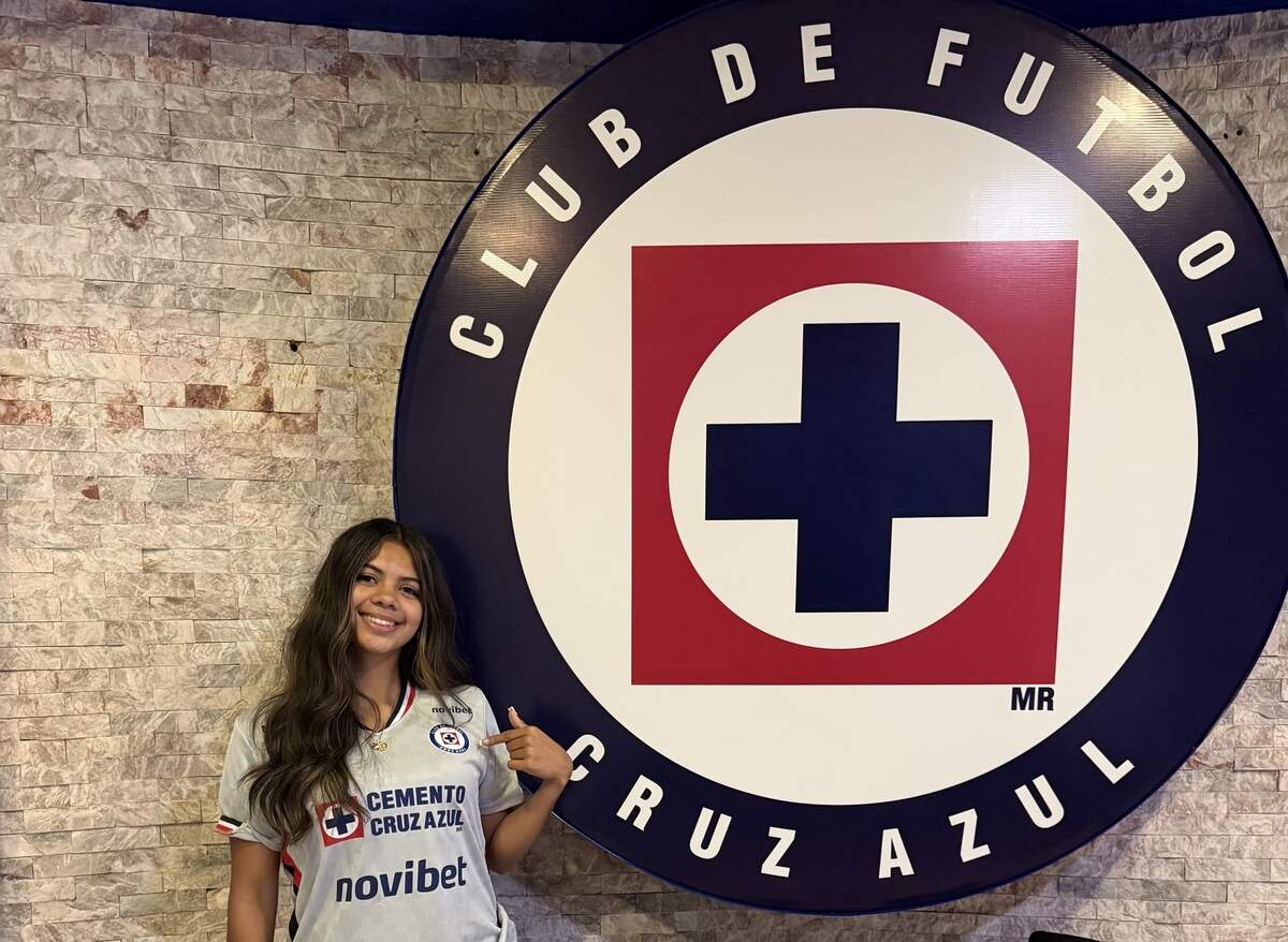 2026 Chiawana High School’s graduate Lindsay Sanchez signed with Mexican soccer club Cruz Azul U-19.