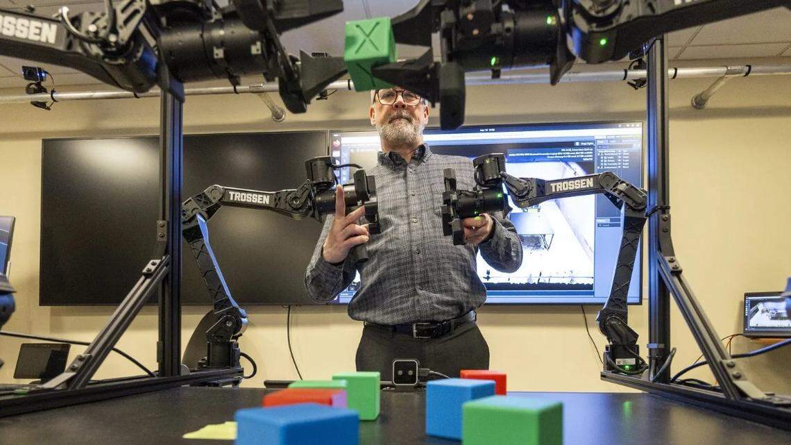 Seeking reassurance at a federal lab in Richland where AI is booming