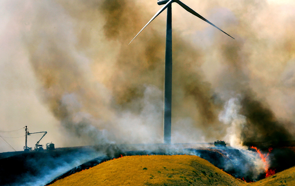 A wildland fire scorched more than 10 acres near some Nine Canyon Wind Project turbines in 2023.