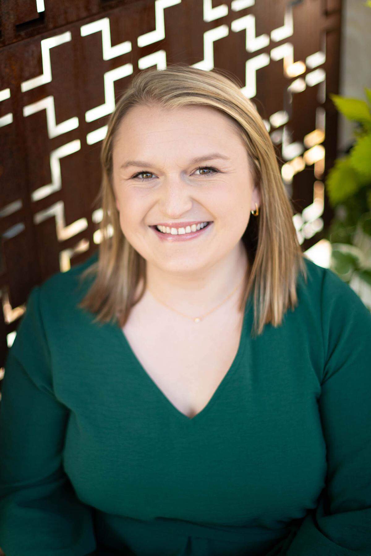 Profile Image of Larissa Babiak