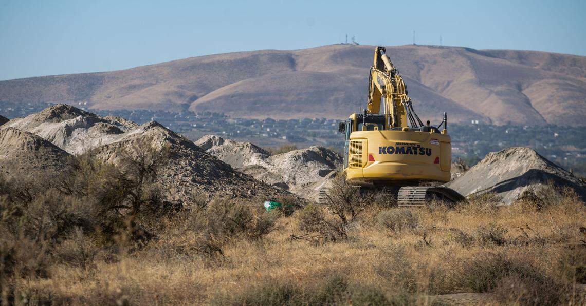 Retail and residential developments are popping up along Broadmoor Boulevard and Burns Road in Pasco.