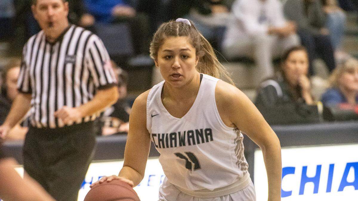 Chiawana 6-foot-1 stand-out Talia VonOelhoffen scored 40 points to eliminate Walla Walla 70-58.