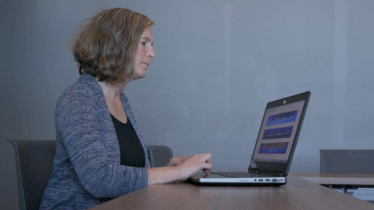 PNNL earth scientist Donna Flynn collaborated with computational scientists to apply machine learning to identify clouds more accurately. Their model can identify clouds with nearly as much precision as an expert’s eye, in just a fraction of the time.