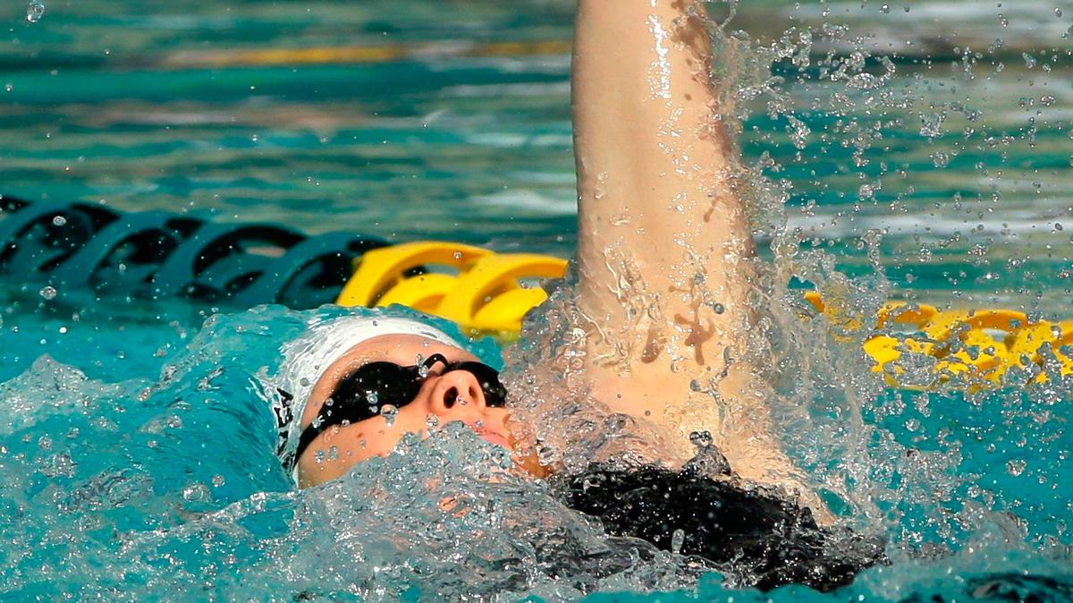 Lisa Bratton, a former Richland High standout, recently won a national swimming title.