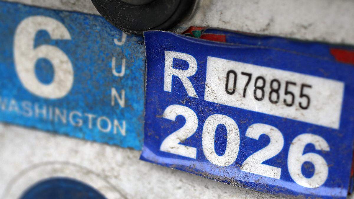The city of Richland missed a deadline to drop its $20 car tab fees and add a new 0.1% sales tax on Jan. 1. 