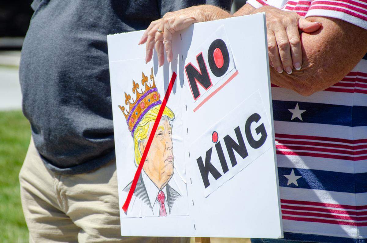 Thousands gathered along Columbia Center Boulevard in Kennewick, Washington, on Saturday, June 14, for the nationwide “No Kings” protest. 