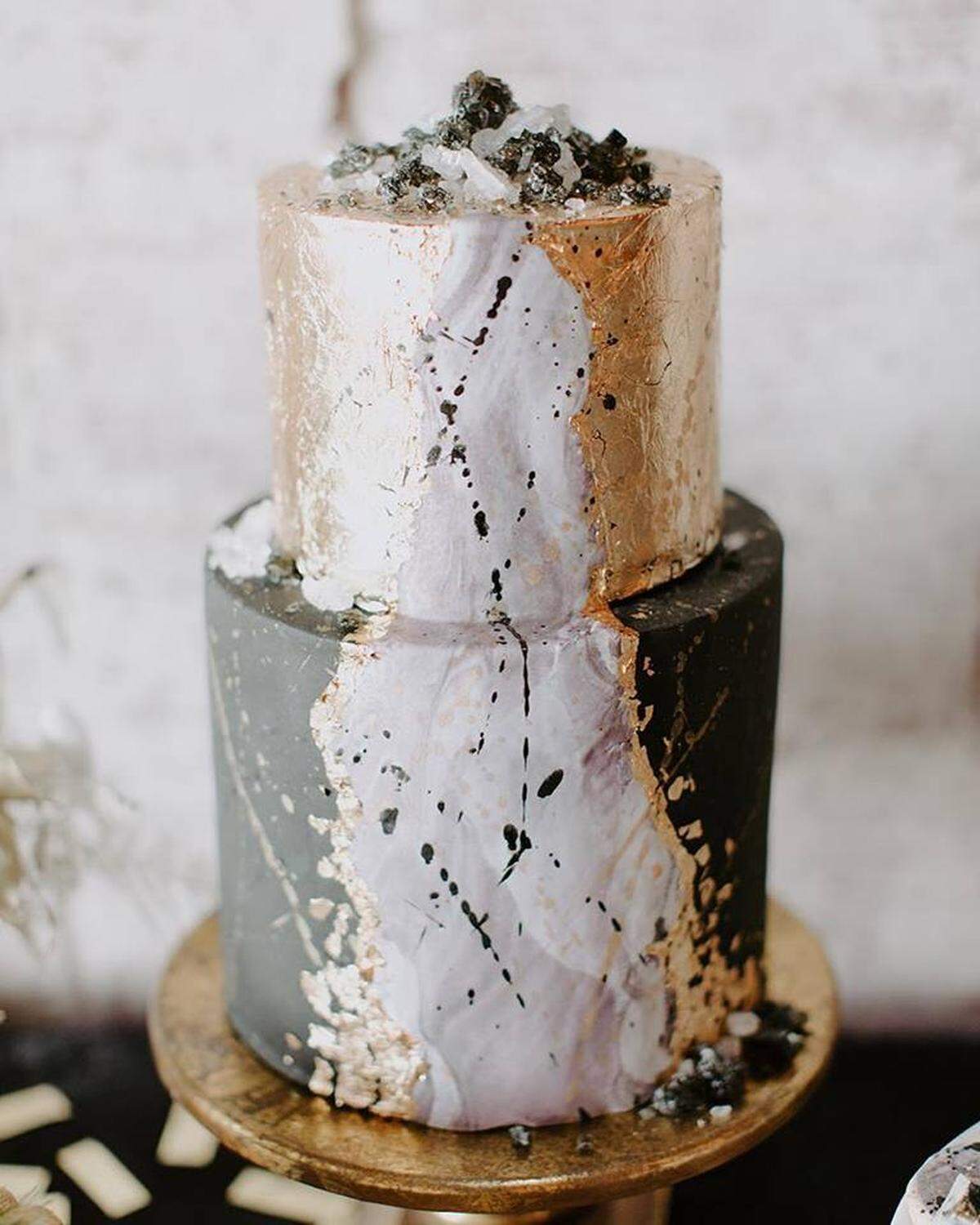 Layered Cake Artistry is opening a cake studio in downtown Kennewick in 2019.
