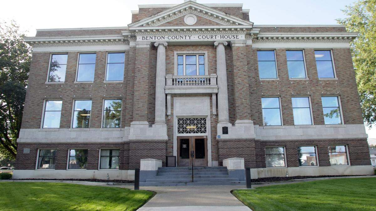 Benton County Courthouse in Prosser, WA.