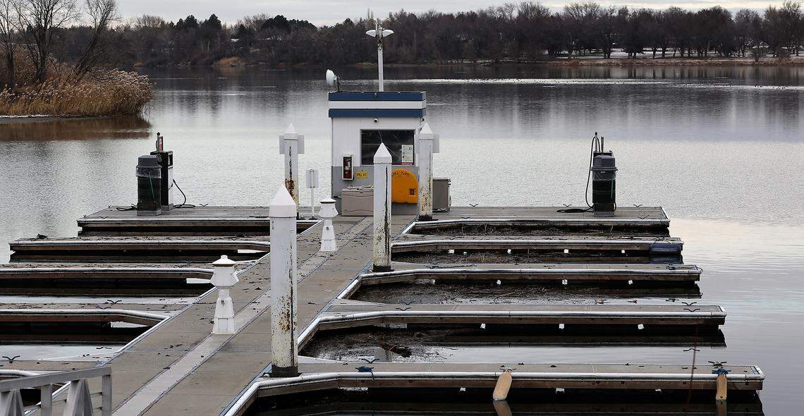 A plan to breach the causeway to the island to allow the Yakima River to flow around the island is forcing closure of the longtime marina.