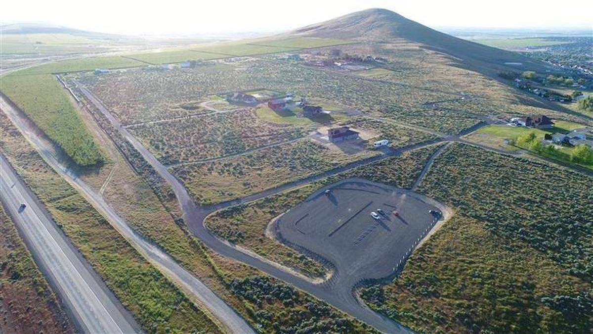 The only route to the Candy Mountain summit is an out-and-back trail that starts at a trail head off Dallas Road near West Richland.