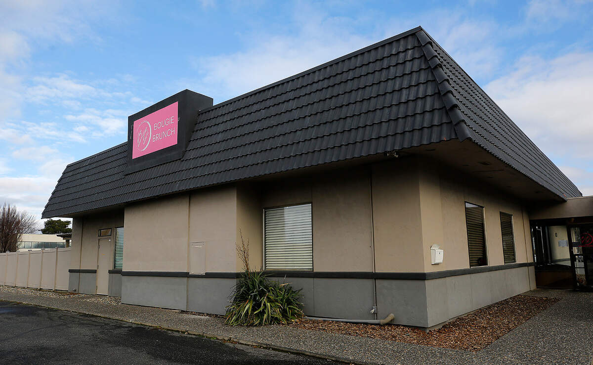 Bougie Brunch has closed indefinitely because of “unforeseen circumstances,” according a sign taped on the door.