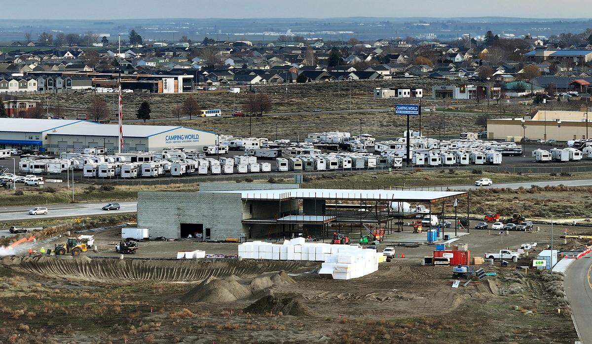 Overturf Properties is building a 30,000-square-foot building to accommodate a new Overturf Kia dealership at 9575 St. Thomas Drive in Pasco.