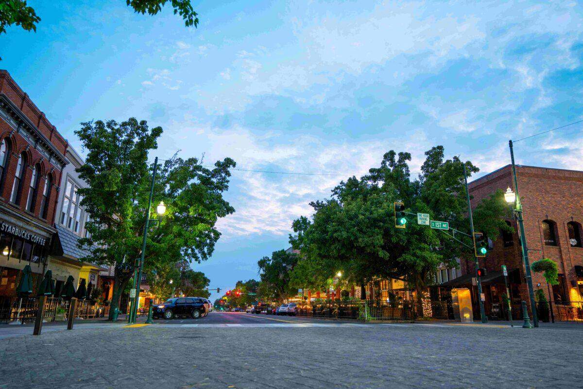 The Finch is in downtown Walla Walla near several local shops and restaurants.