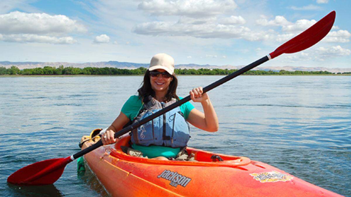 The U.S. Fish and Wildlife Service is offering Columbia River kayak tours of the McNary National Wildlife Refuge and the Hanford Reach National Monument.