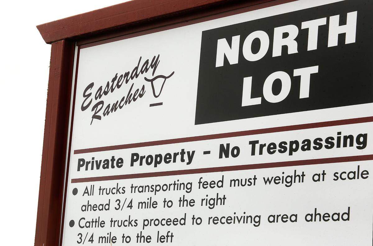 Easterday Ranches North Lot cattle feedlot at 8230 Blanton Road near Eltopia in rural Franklin County