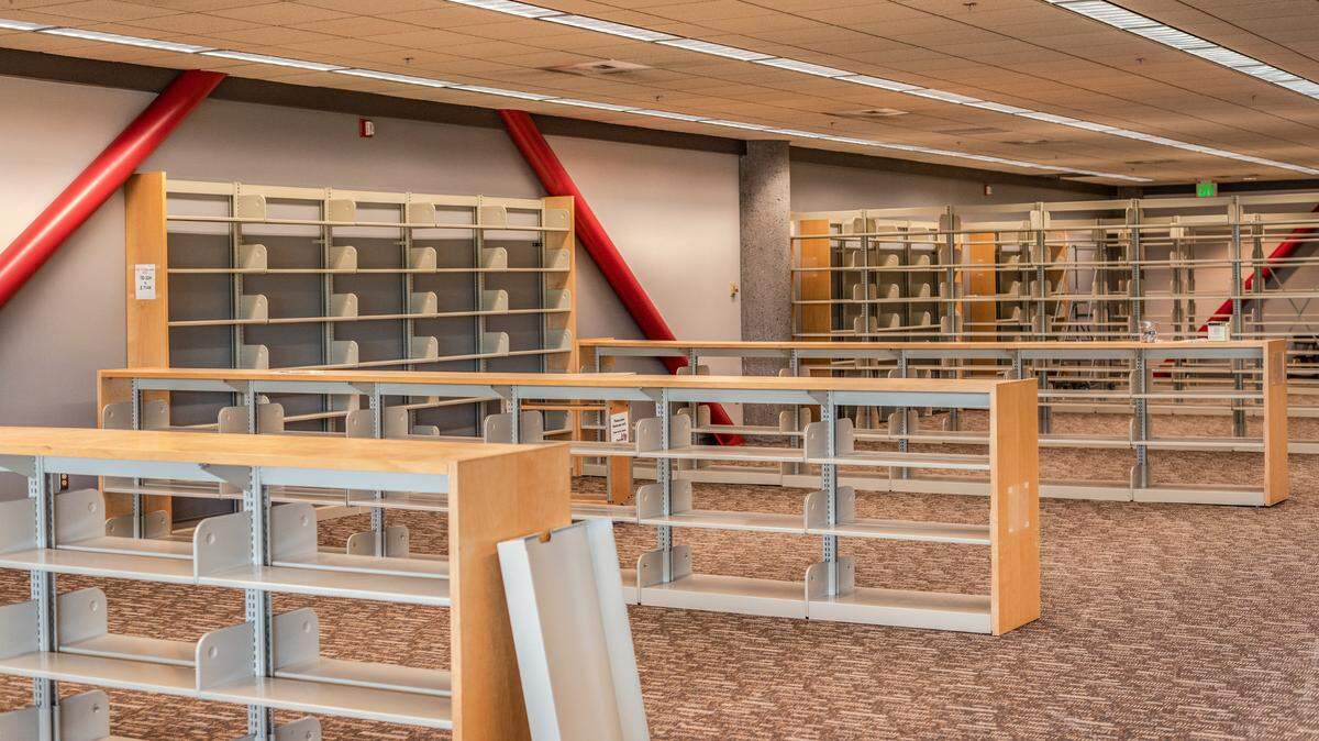 Construction is underway at the WSU Tri-Cities library.