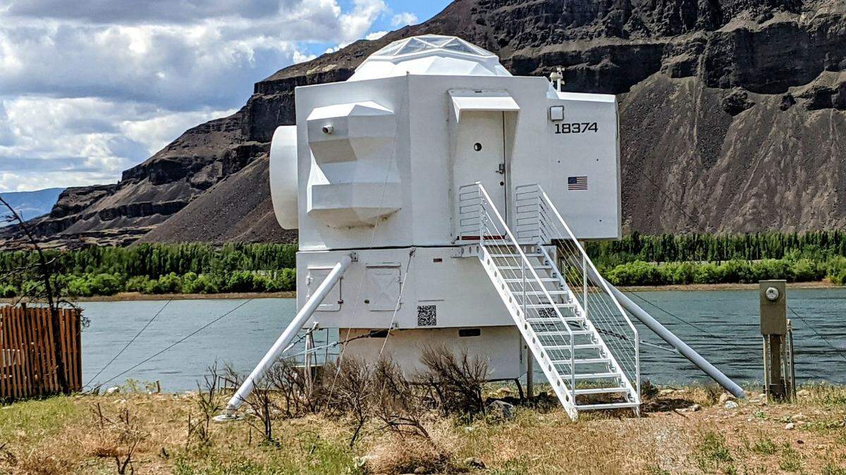 The Lunar Landing Dwelling tiny house built by Kurt Hughes at Beverly, Wash., overlooks the Columbia River at Sentinel Gap.