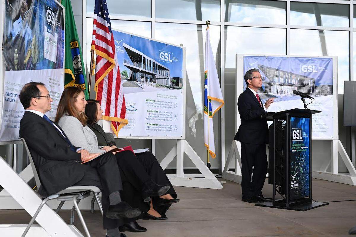 Steven Ashby, director of Pacific Northwest National Laboratory, spoke at the groundbreaking ceremony for the Grid Storage Launchpad, which will work on next generation energy storage.