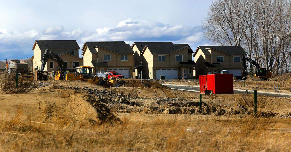 Sunridge is a gated community off Ridgeline Drive near Southridge High School in Kennewick.