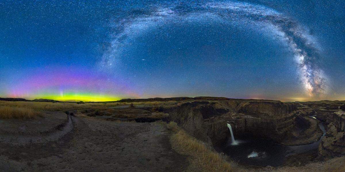 Northern lights and milky way over Palouse Falls.