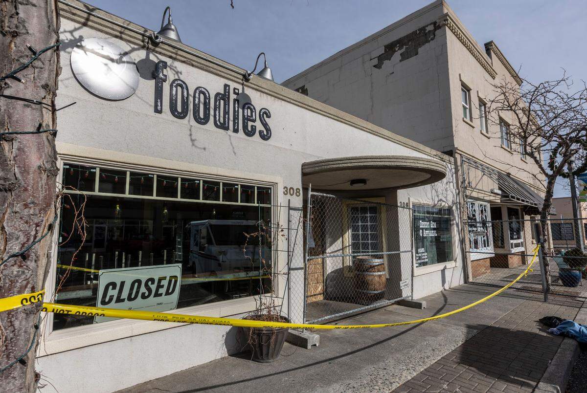 Foodies and several other businesses have been ordered to vacate for the time being after a fire ravaged the adjoining Cascade building in downtown Kennewick.
